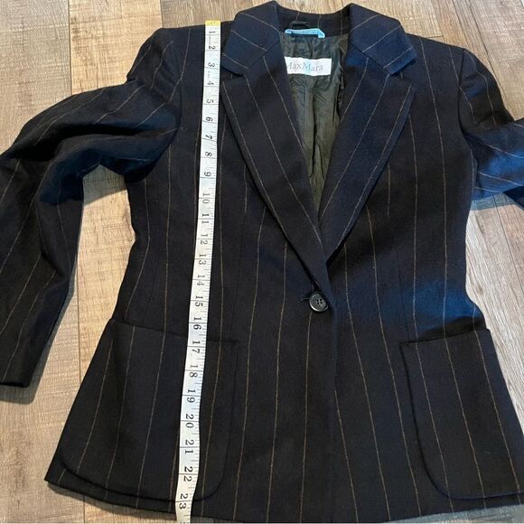 Max Mara women’s size 2 blazer - Picture 6 of 7